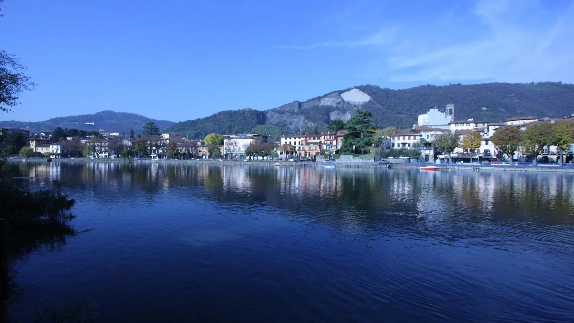Bed And Breakfast Centrostorico Sarnico 3*,  Italien